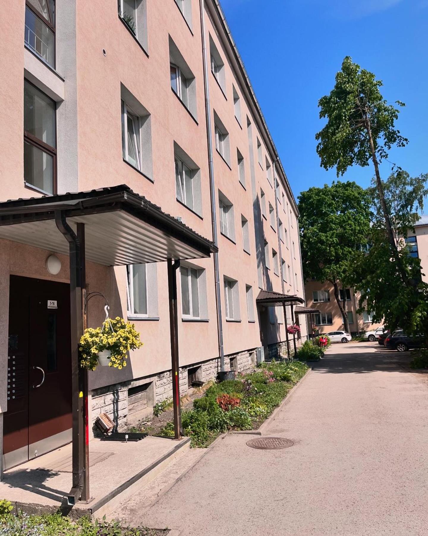 Tallinnhousing Studio For 4 With Free Parking Exterior photo